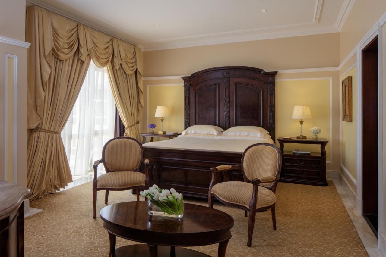 The Regency Hotel Kuwait Kuwait City Bagian luar foto